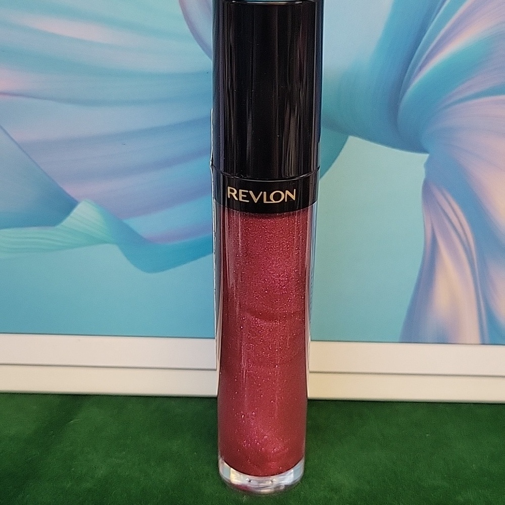 Revlon Super Lustrous The Gloss New Sealed Tube - 275 Dusk Darling